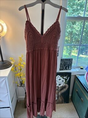 Blush Mauve Crochet-Top Midi Dress